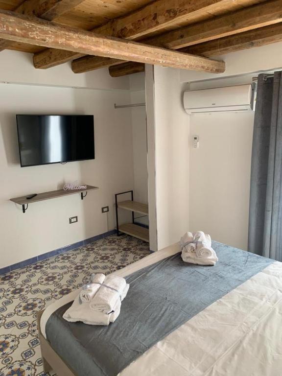 Mini Appartamenti Ballaro Rooms ปาแลร์โม ภายนอก รูปภาพ