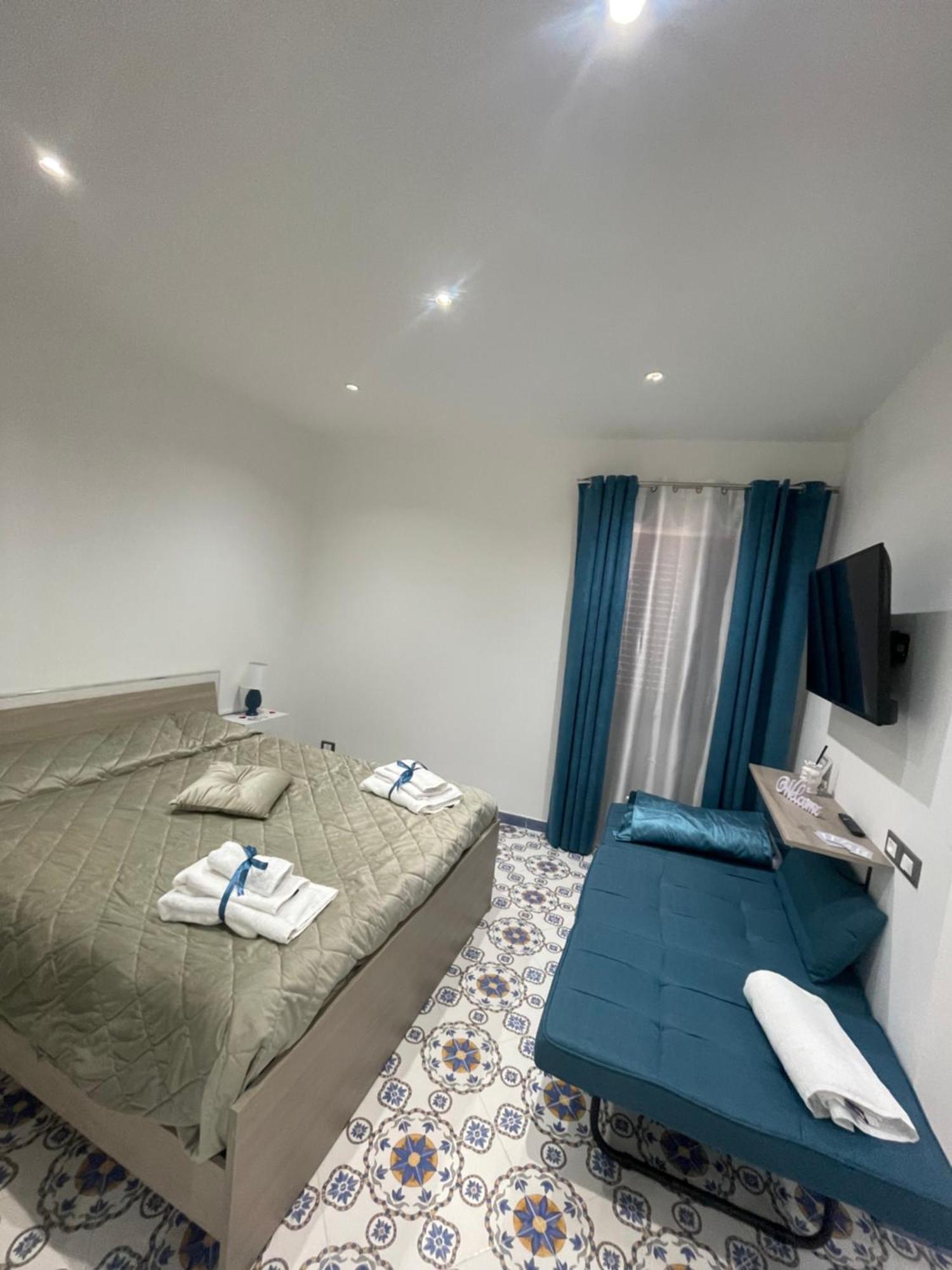 Mini Appartamenti Ballaro Rooms ปาแลร์โม ภายนอก รูปภาพ